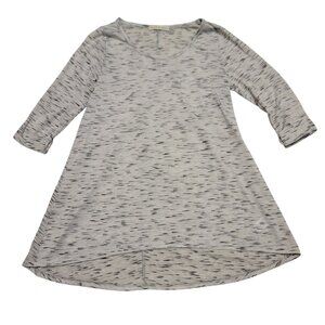 Peyton Jensen - 3/4 sleeve top - Size: Small